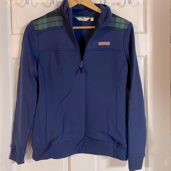 Never worn Vineyard Vines shep shirt - Picture 1 of 3